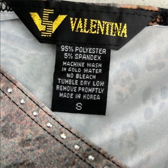 Valentina “Cat Walk “ Embellished Fantastic NWOT - Picture 10 of 10